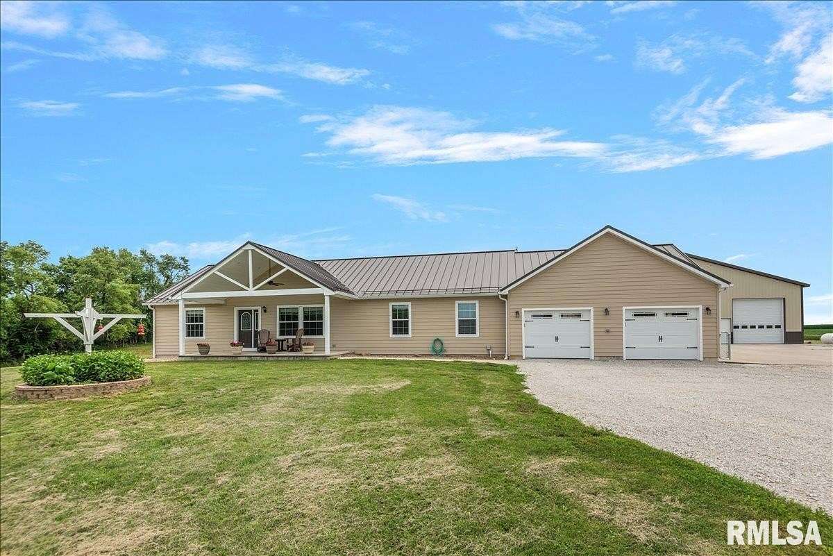 8 Acres of Land with Home for Sale in Taylorville, Illinois