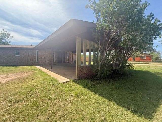 2 Acres of Land with Home for Sale in Snyder, Texas