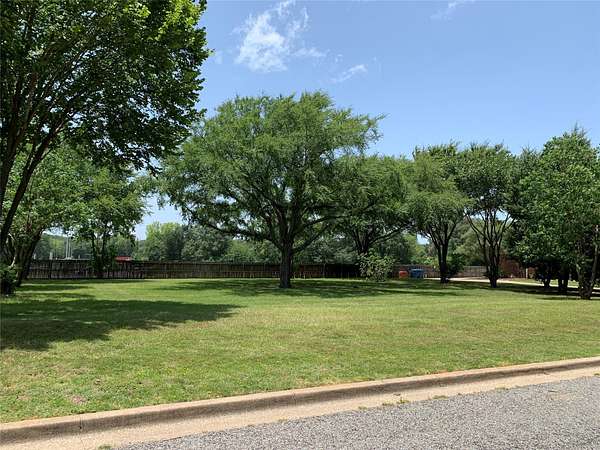 0.36 Acres of Residential Land for Sale in Athens, Texas