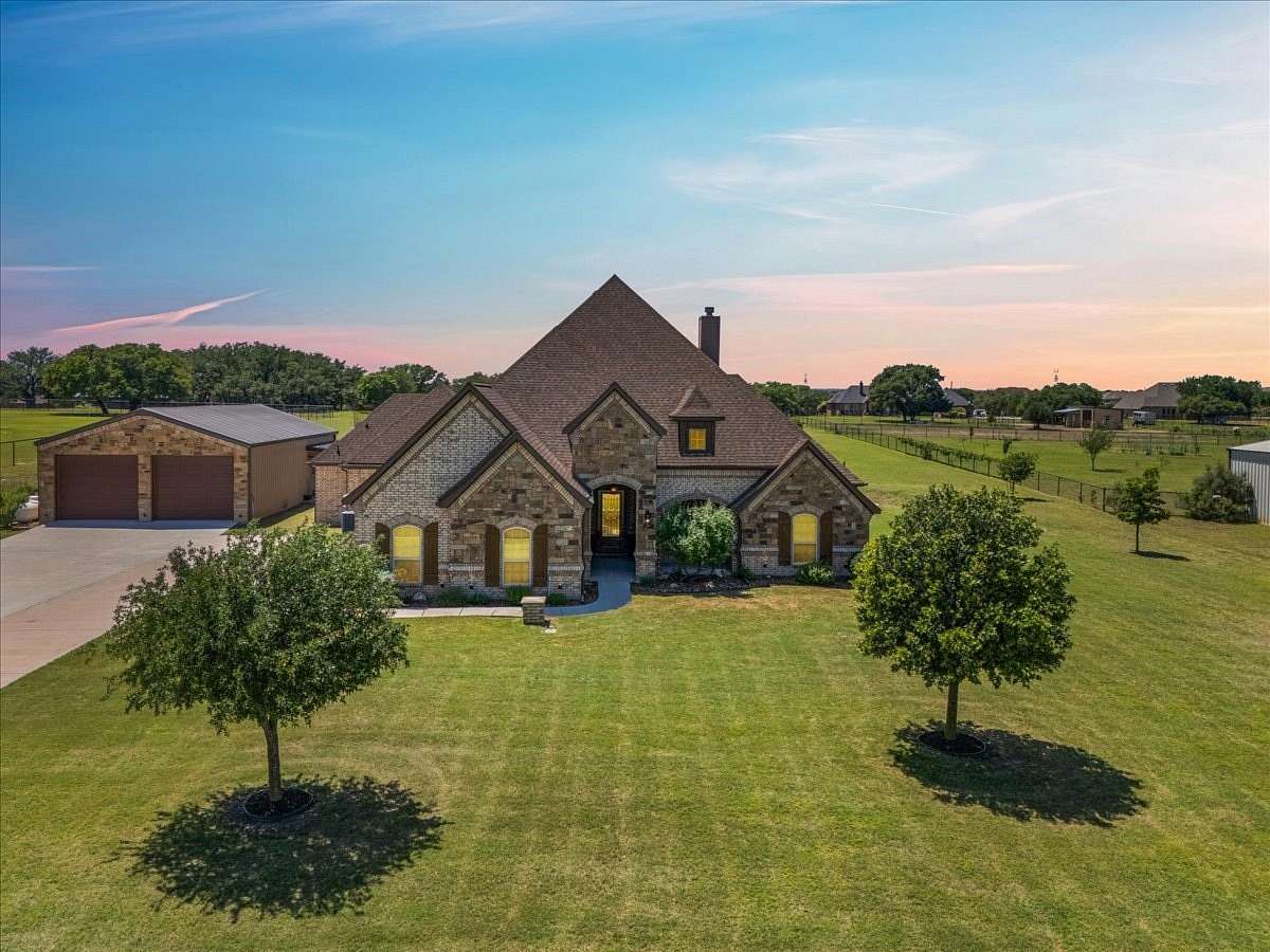 2 Acres of Land with Home for Sale in Azle, Texas