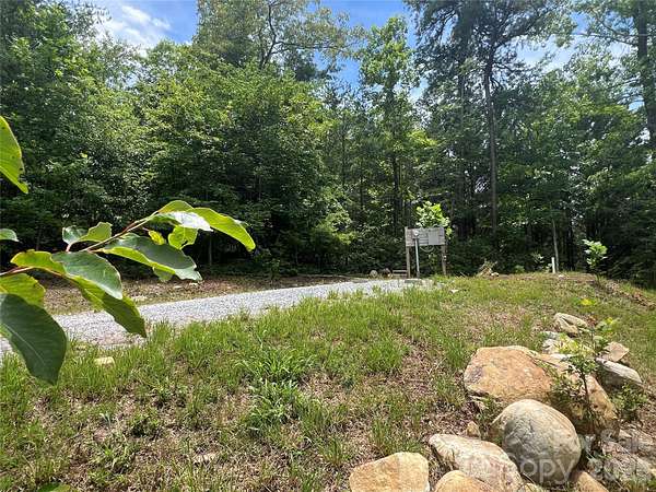1 Acre of Residential Land for Sale in Marion, North Carolina