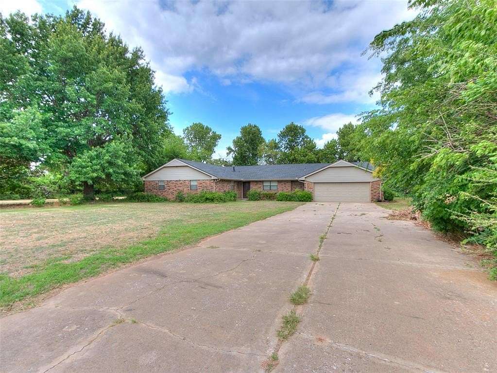 2.62 Acres of Land with Home for Sale in Oklahoma City, Oklahoma