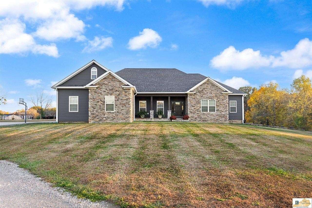 5.64 Acres of Land with Home for Sale in Glasgow, Kentucky