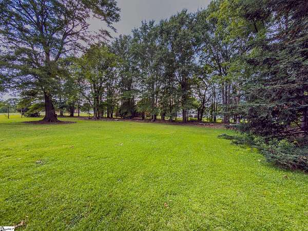 1 Acre of Residential Land for Sale in Inman, South Carolina