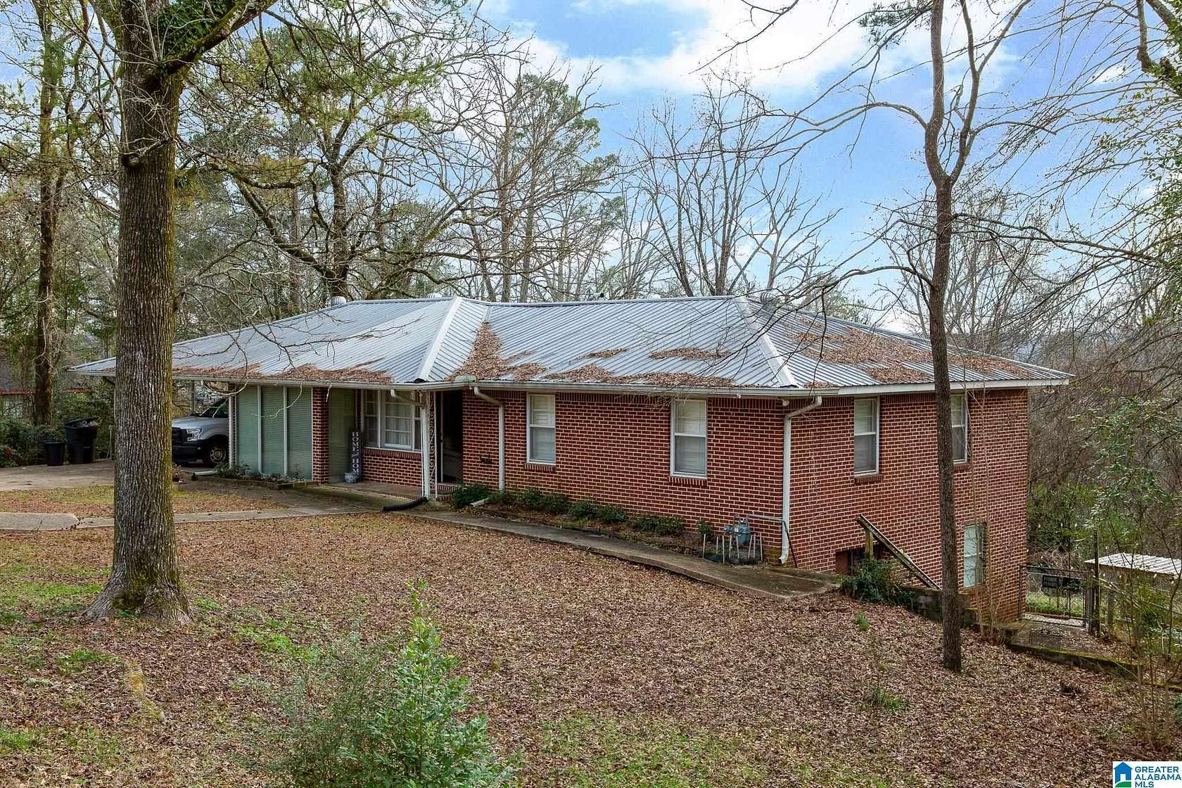 8 Acres of Land with Home for Sale in Cordova, Alabama