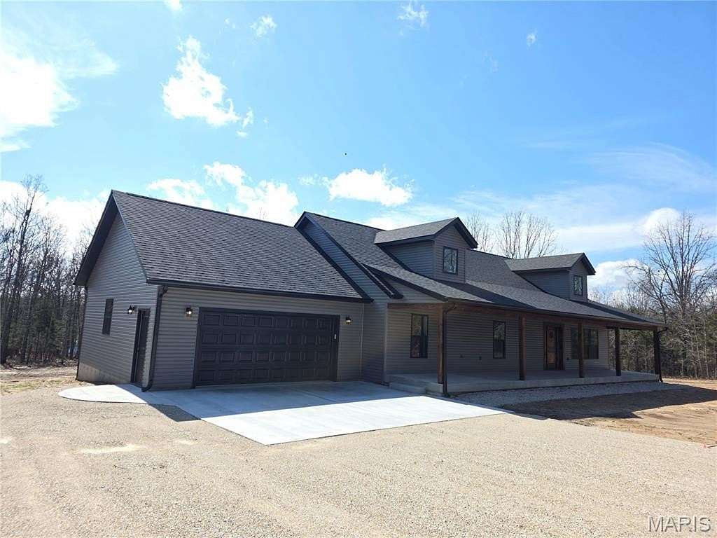 5 Acres of Land with Home for Sale in Salem, Missouri