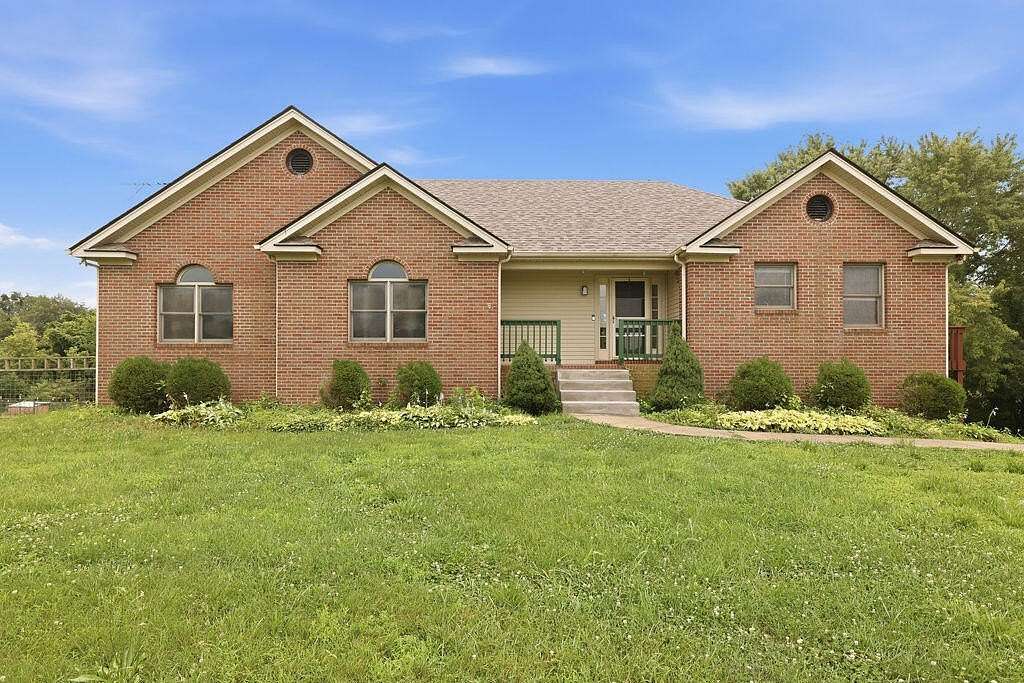 5 Acres of Land with Home for Sale in Cadiz, Kentucky