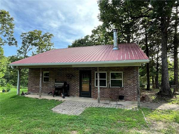 5 Acres of Land with Home for Sale in Prairie Grove, Arkansas
