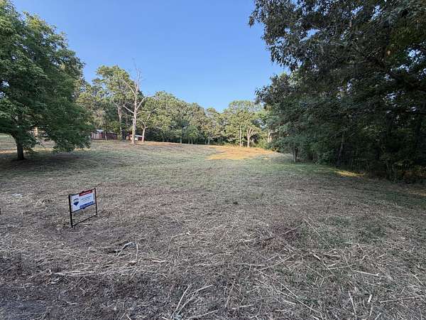 1.48 Acres of Residential Land for Sale in Thayer, Missouri