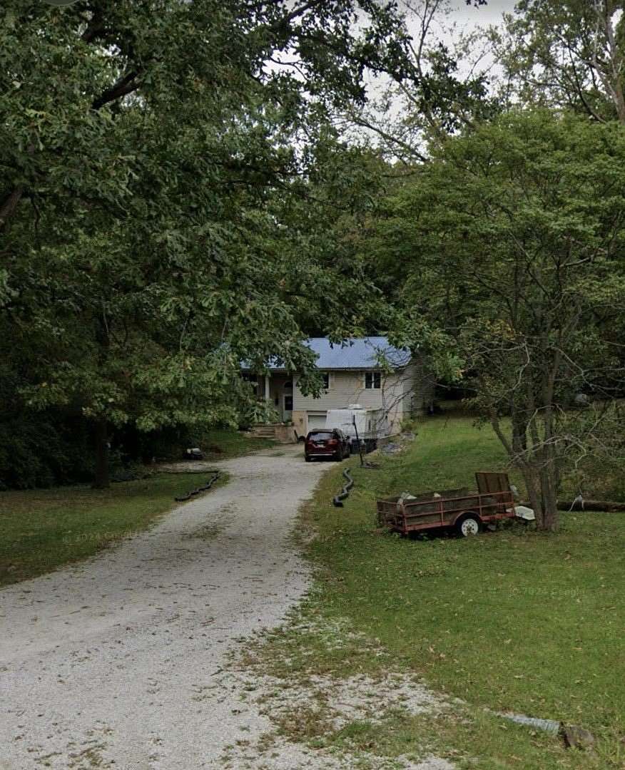 2 Acres of Land with Home for Sale in Clinton, Illinois