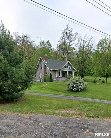 7.24 Acres of Land with Home for Sale in Chandlerville, Illinois