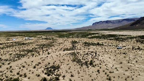 10 Acres of Land for Sale in Alpine, Texas