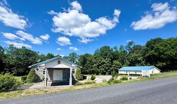 2 Acres of Improved Commercial Land for Sale in Alexandria, Pennsylvania