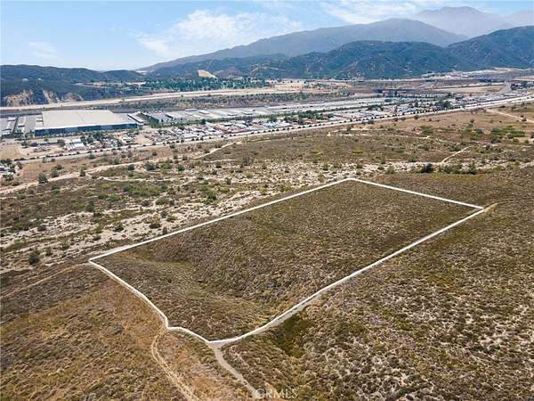 10 Acres of Residential Land for Sale in Devore, California