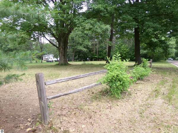 0.34 Acres of Residential Land for Sale in Farwell, Michigan