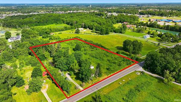 6.42 Acres of Land with Home for Sale in Fort Wayne, Indiana