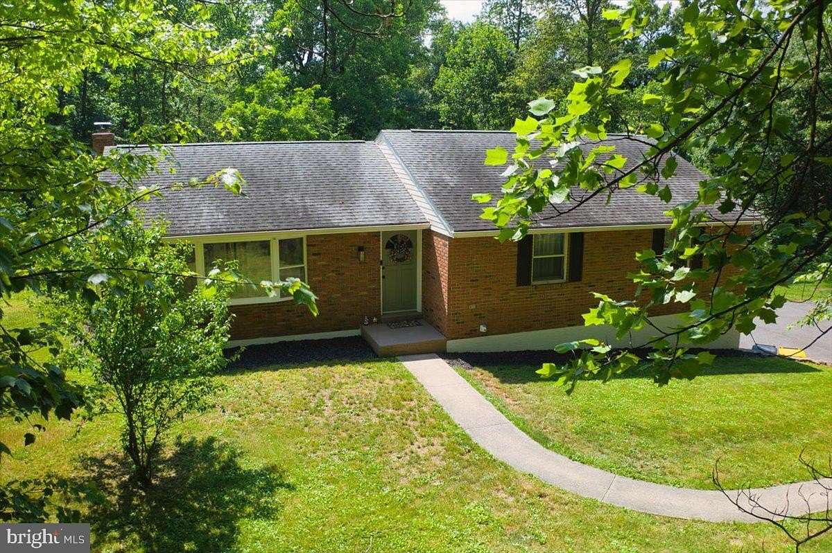 4.5 Acres of Land with Home for Sale in Pottstown, Pennsylvania
