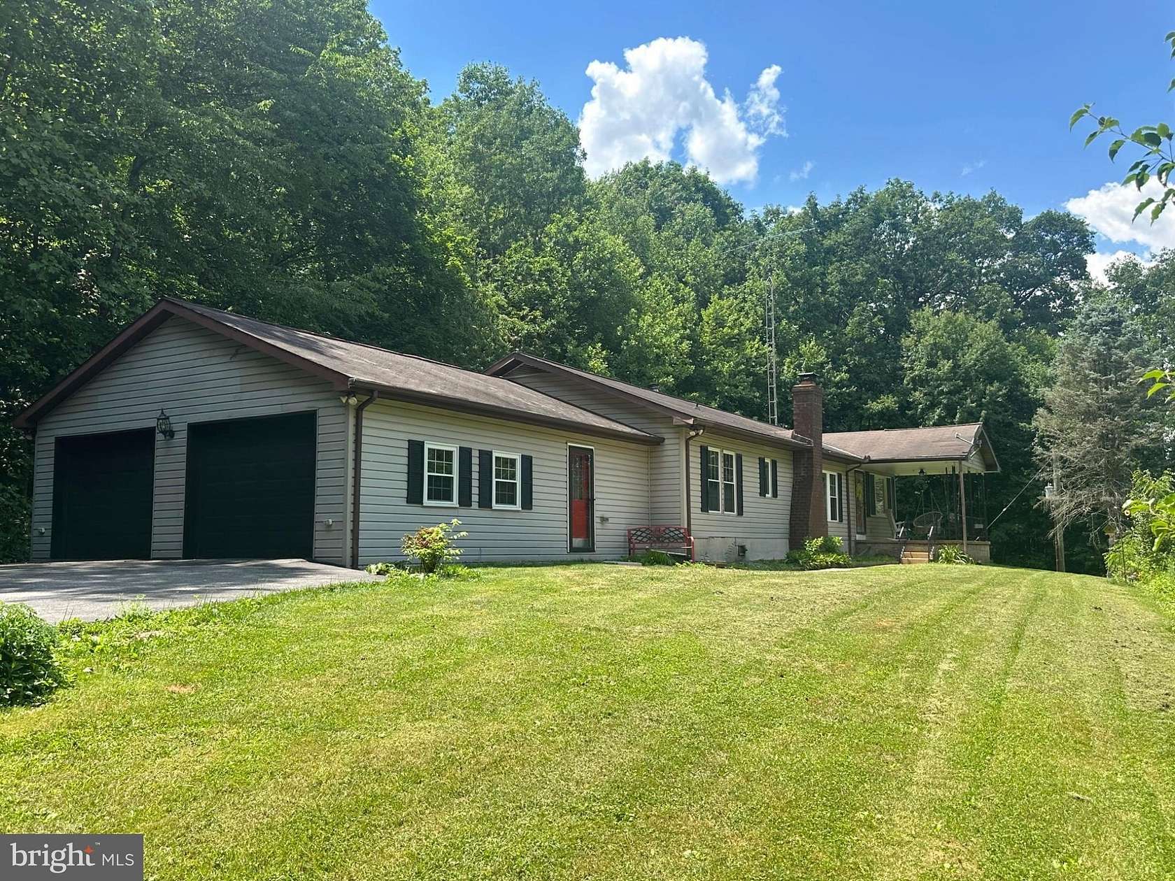 2.1 Acres of Improved Mixed-Use Land for Sale in Seven Valleys, Pennsylvania