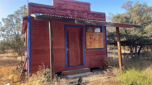 2.85 Acres of Land for Sale in Anza, California