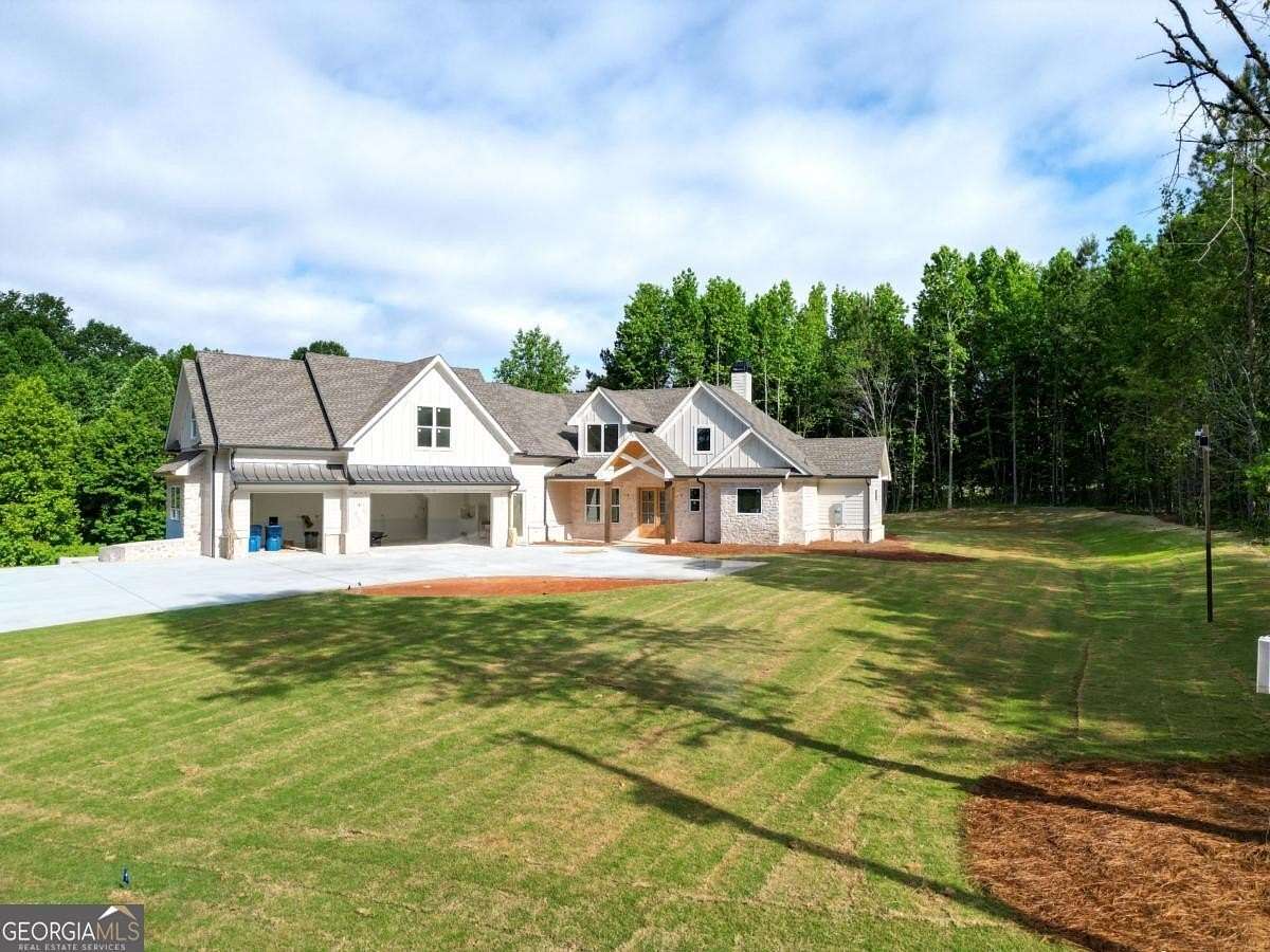 1.6 Acres of Land with Home for Sale in Loganville, Georgia
