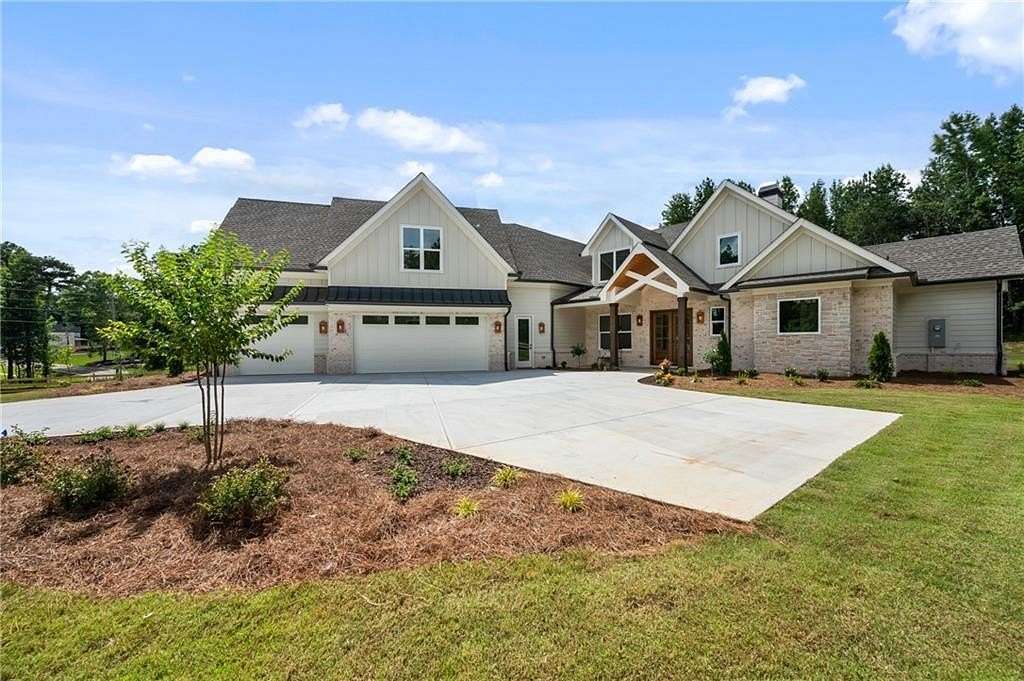 1.6 Acres of Land with Home for Sale in Loganville, Georgia