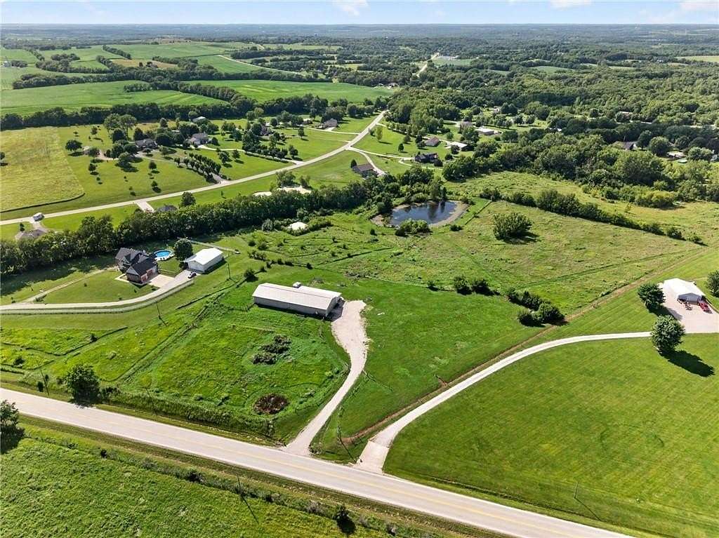 15 Acres of Recreational Land for Sale in Platte City, Missouri