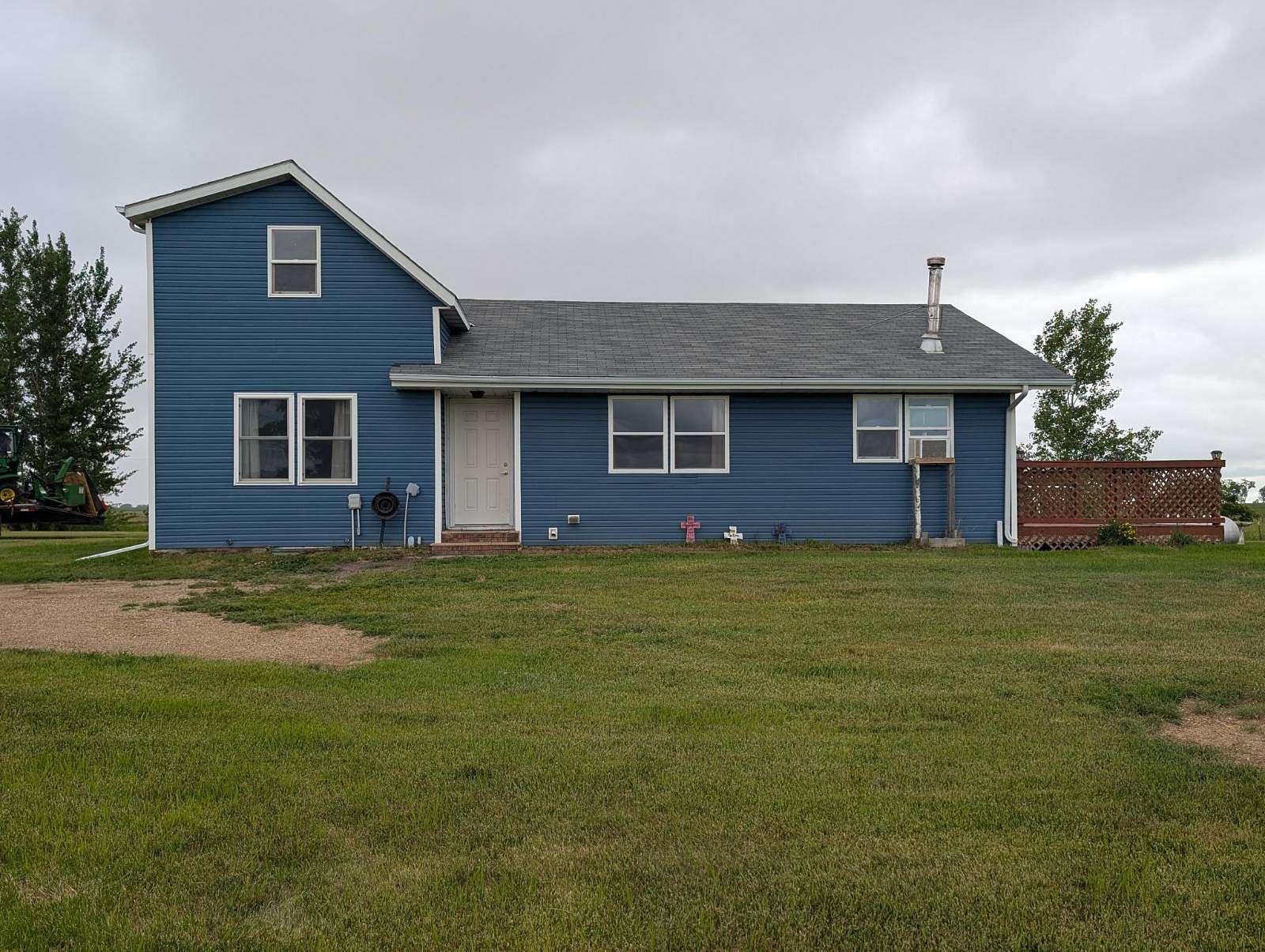 66 Acres of Land with Home for Sale in Harvey, North Dakota