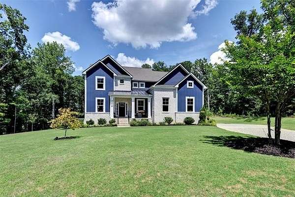 3 Acres of Land with Home for Sale in Williamsburg, Virginia