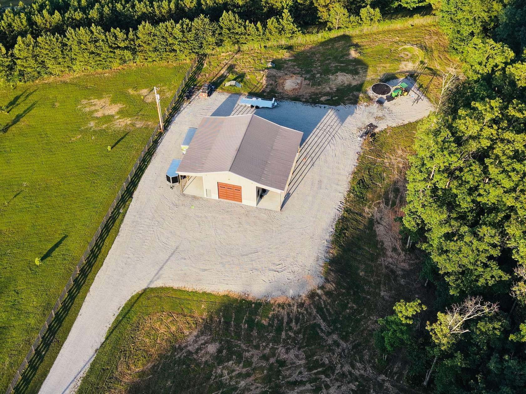 13 Acres of Land for Sale in Lawrenceburg, Tennessee