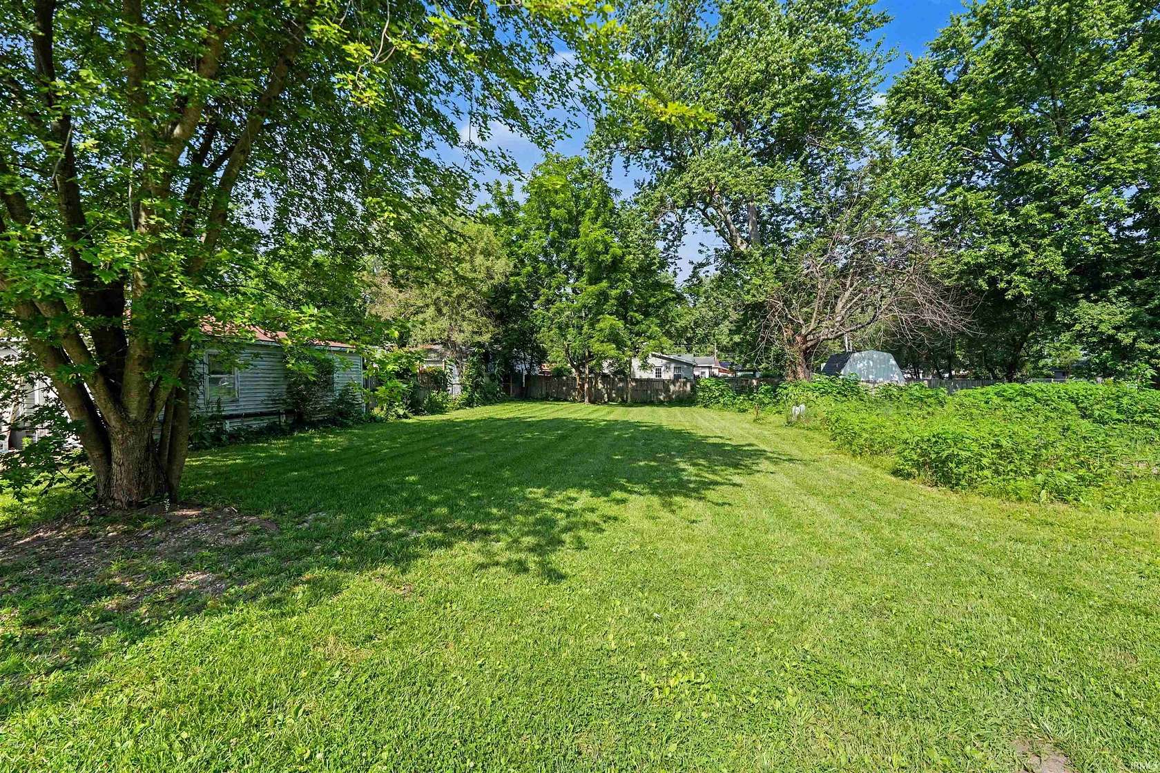 0.13 Acres of Residential Land for Sale in Cromwell, Indiana