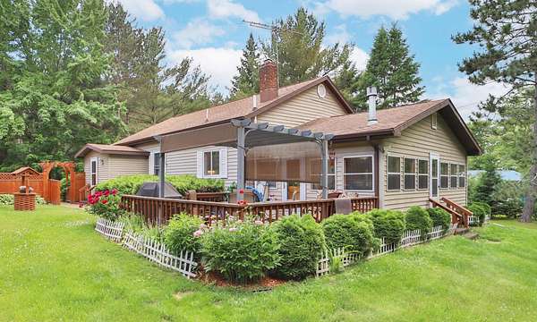 2.49 Acres of Land with Home for Sale in Brainerd, Minnesota