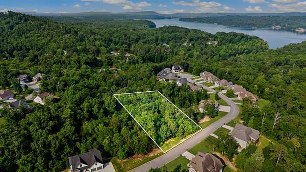 0.73 Acres of Residential Land for Sale in Chattanooga, Tennessee