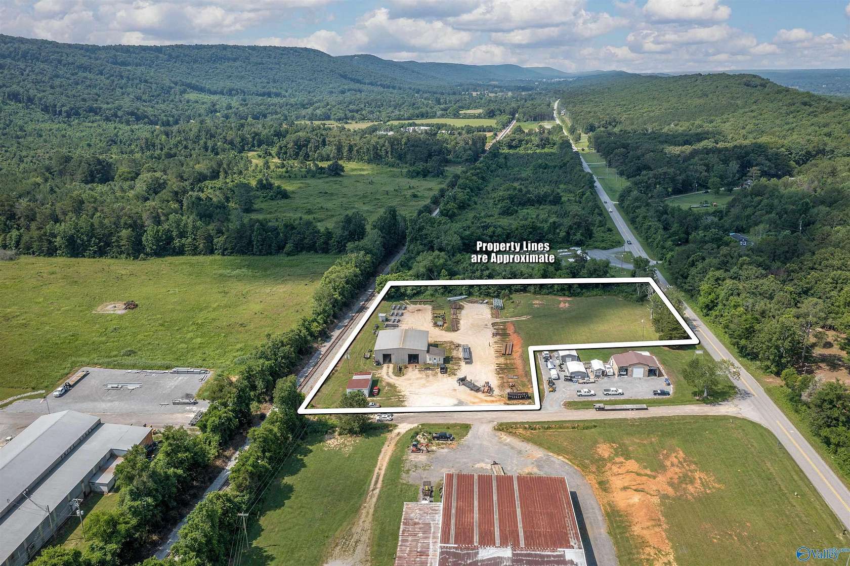 2.44 Acres of Improved Commercial Land for Sale in Valley Head, Alabama
