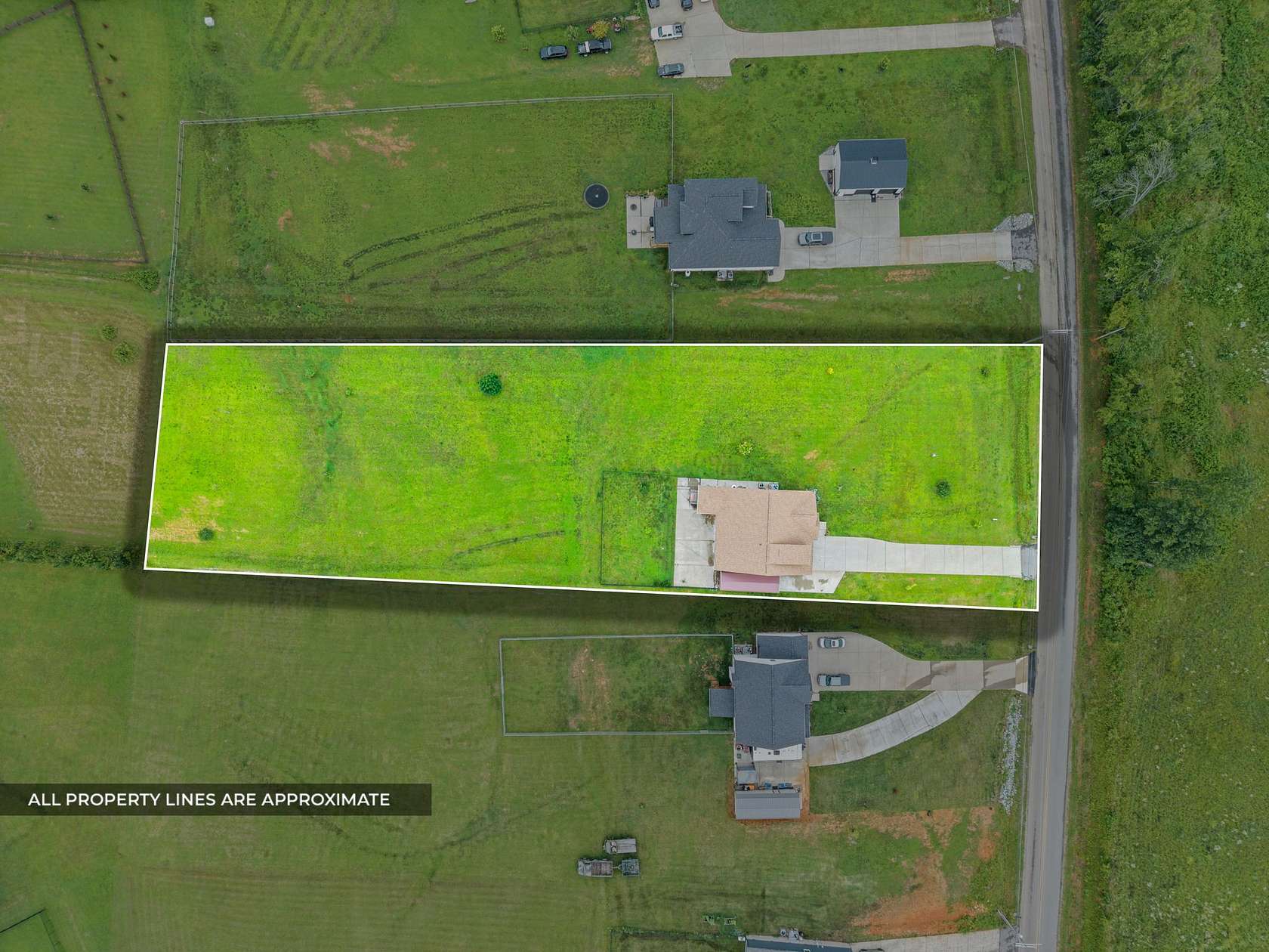 1.5 Acres of Land with Home for Sale in Southside, Tennessee