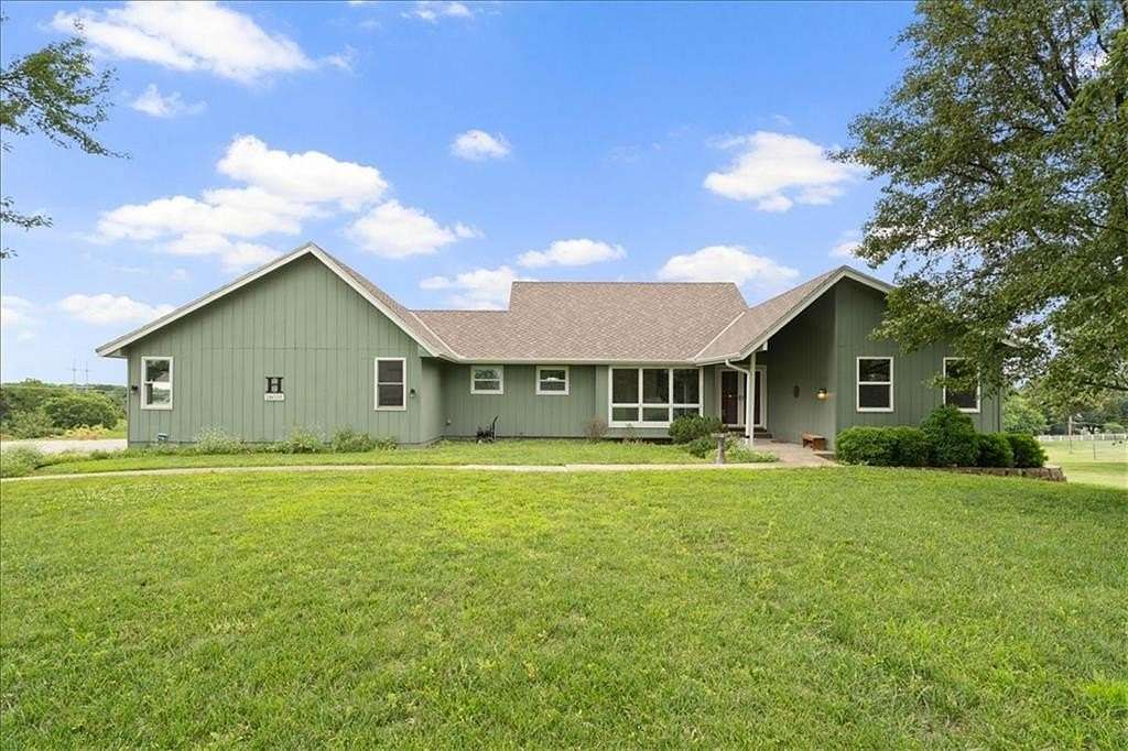 1.52 Acres of Land with Home for Sale in De Soto, Kansas