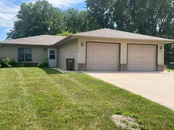 2 Acres of Improved Residential Land for Sale in Albert Lea, Minnesota