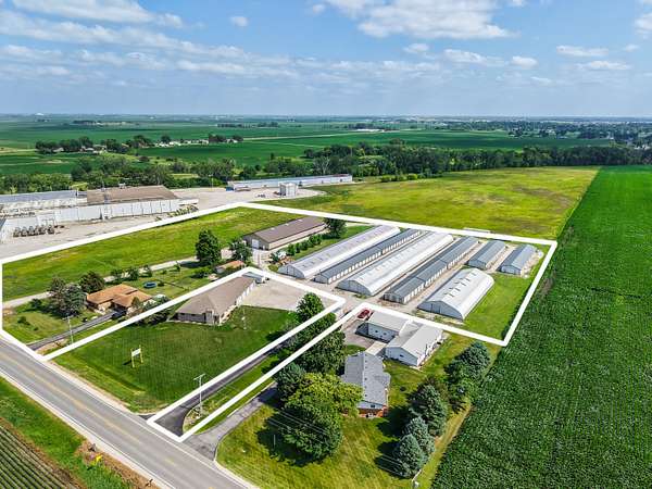 8.66 Acres of Improved Mixed-Use Land for Sale in Fort Dodge, Iowa