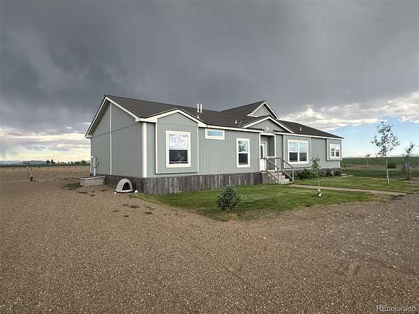 6 Acres of Commercial Land for Sale in Monte Vista, Colorado
