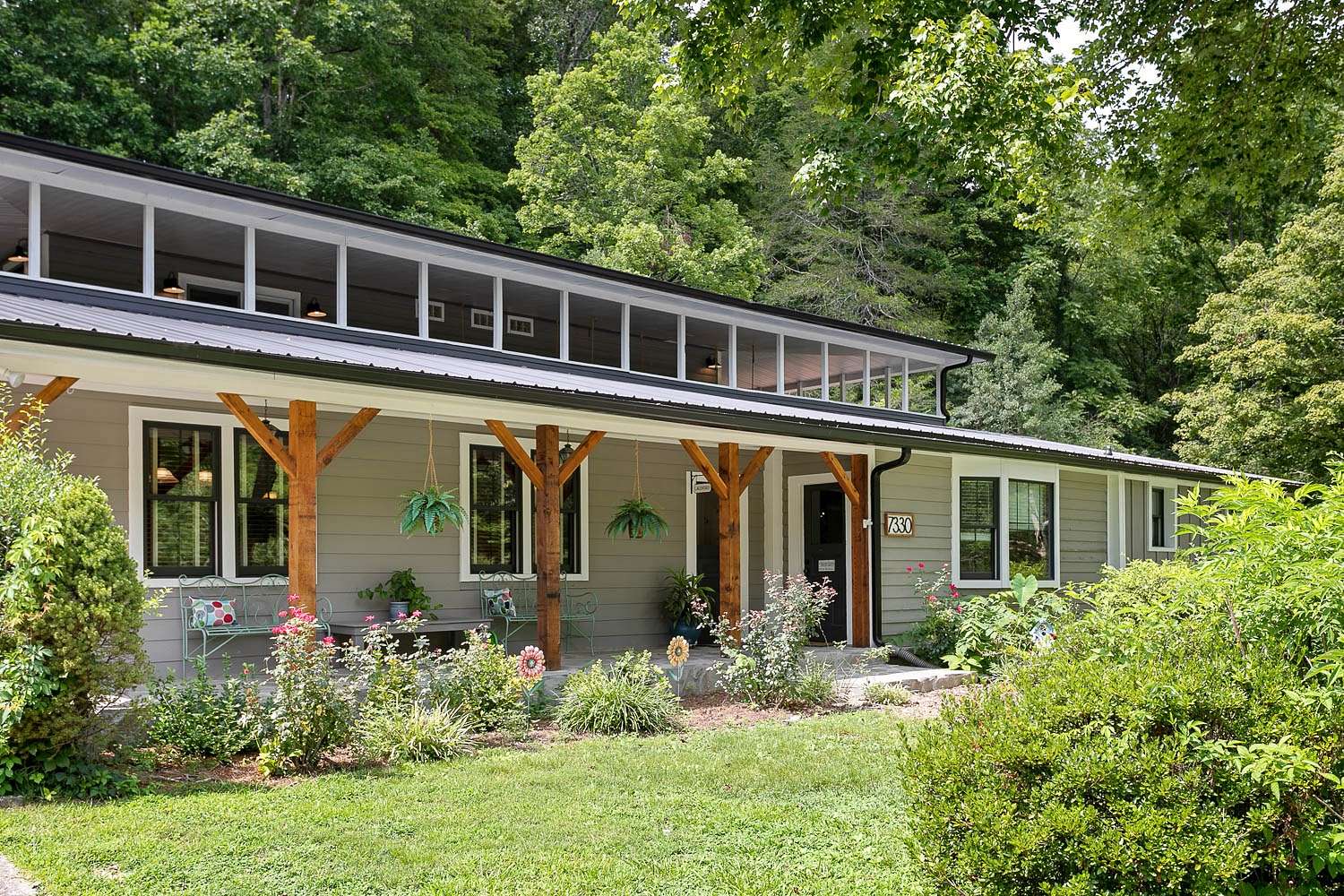15 Acres of Recreational Land with Home for Sale in Franklin, Tennessee