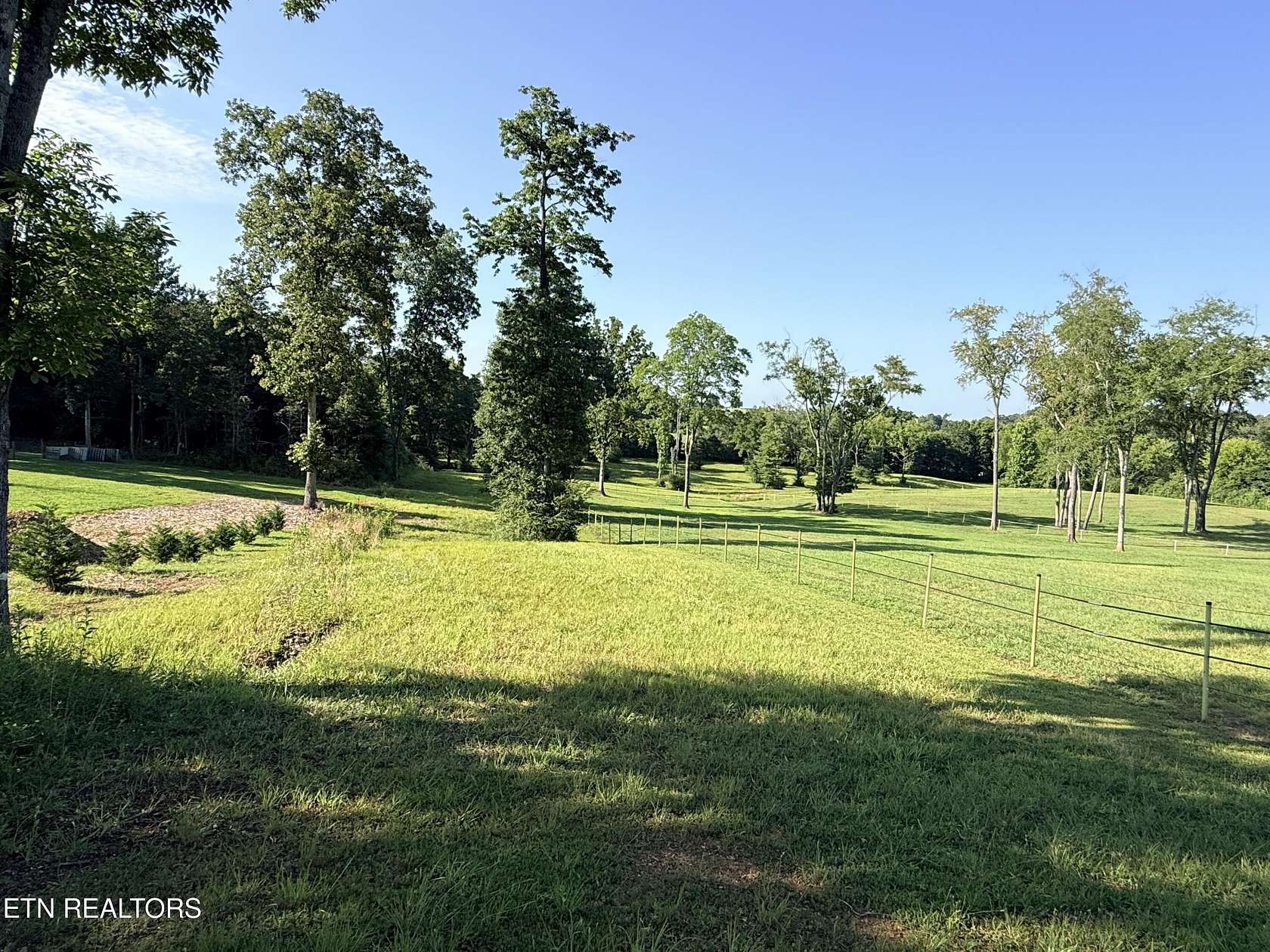 5.25 Acres of Residential Land for Sale in Sweetwater, Tennessee