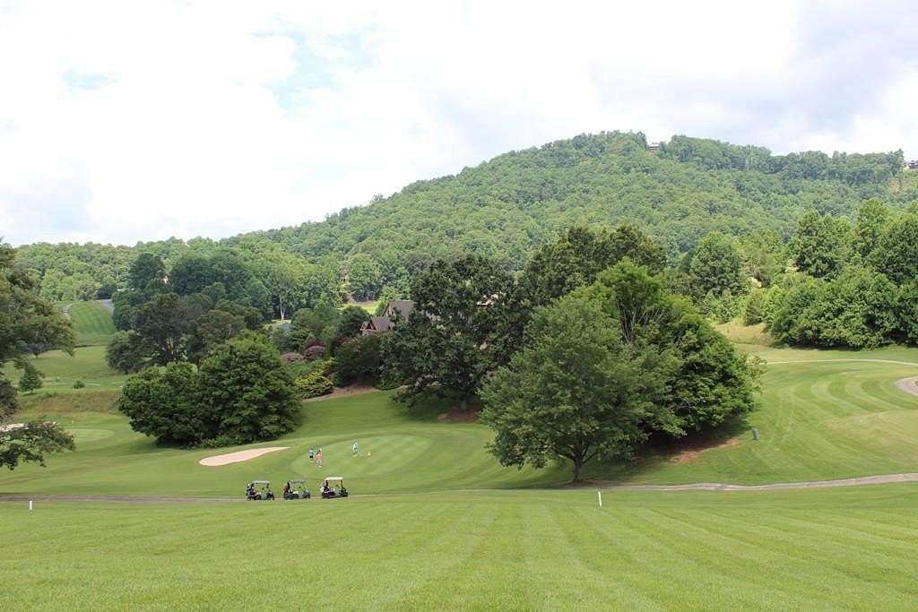 1 Acre of Residential Land for Sale in Hayesville, North Carolina