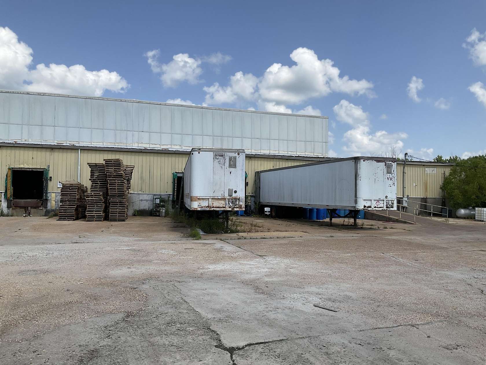 6 Acres of Commercial Land for Sale in Tupelo, Mississippi