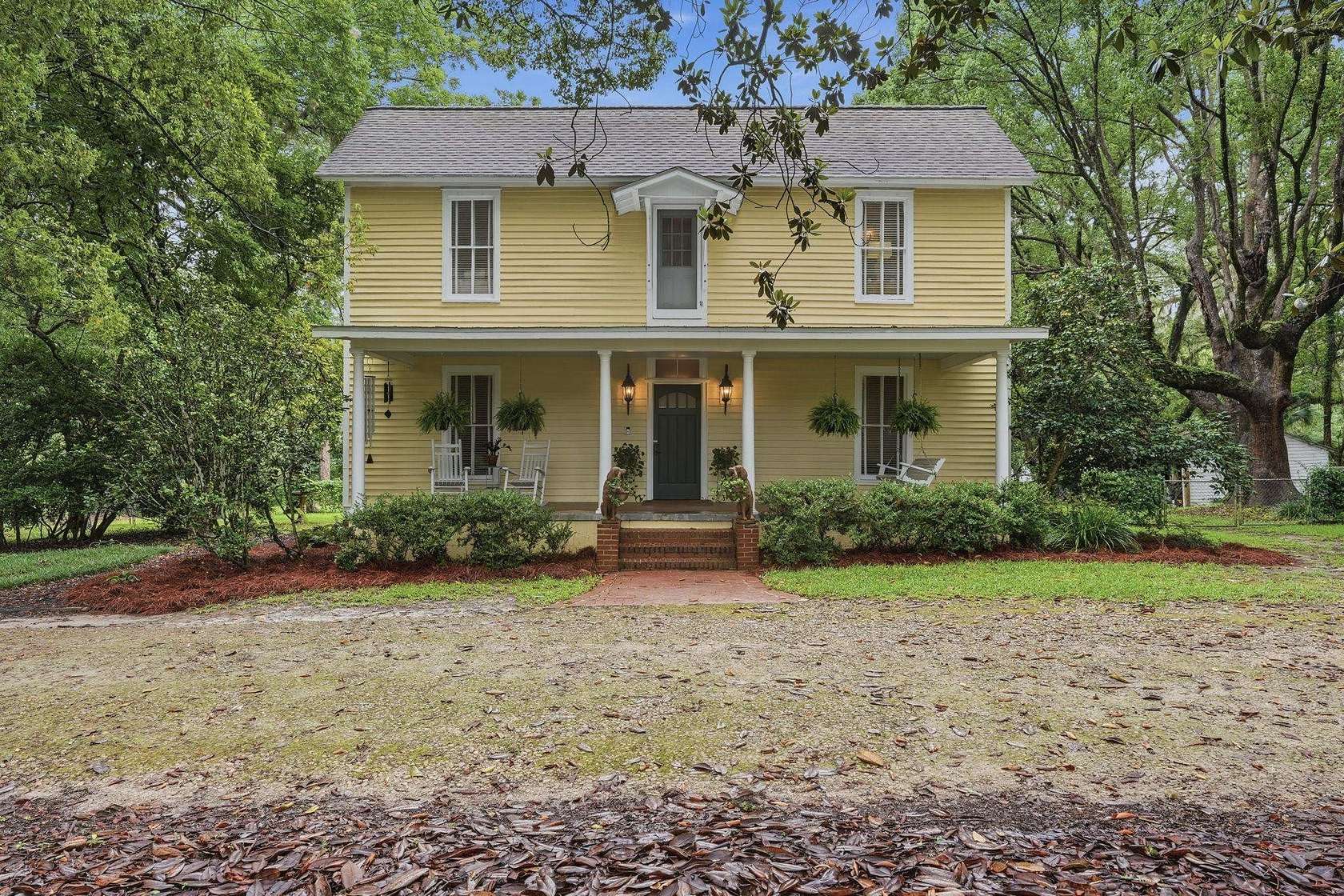 2.16 Acres of Land with Home for Sale in Tallahassee, Florida