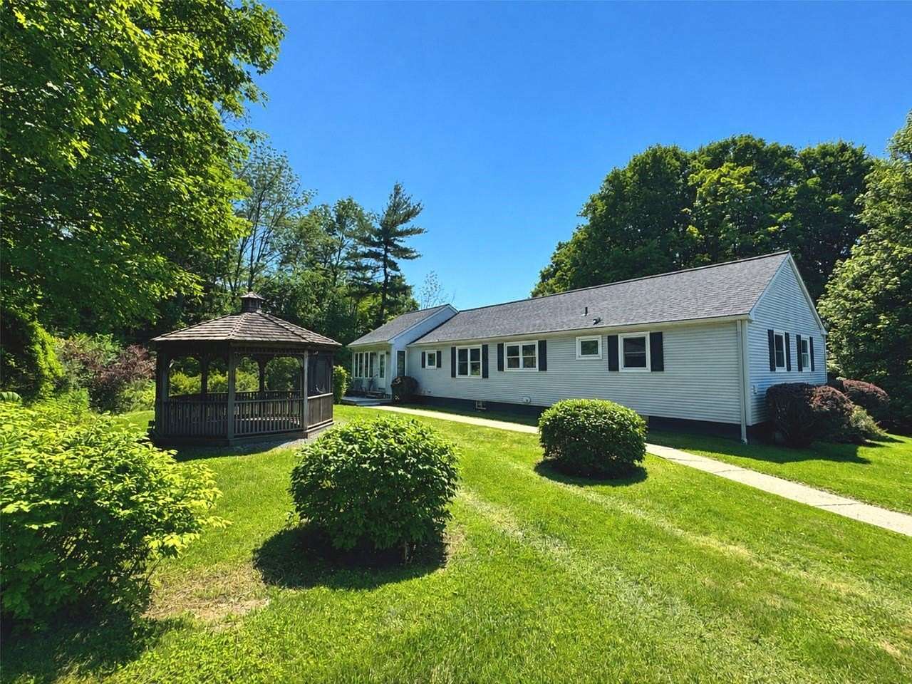 1.82 Acres of Land with Home for Sale in Richmond, Vermont