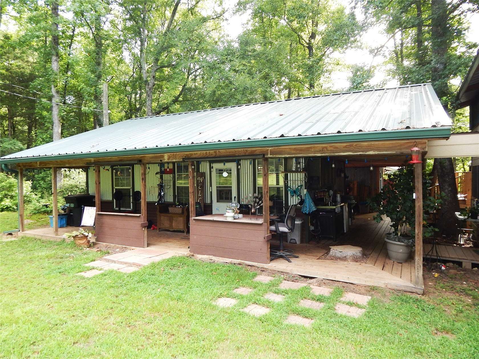 15 Acres of Land with Home for Sale in Big Sandy, Texas