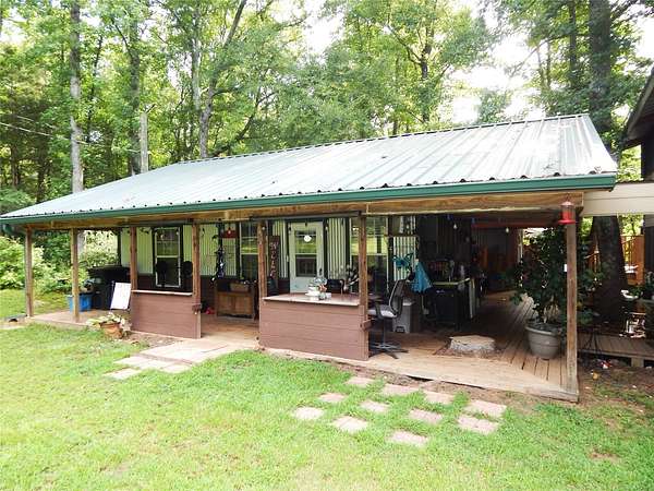 15 Acres of Land with Home for Sale in Big Sandy, Texas