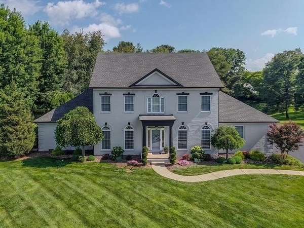 1.75 Acres of Land with Home for Sale in Alvaton, Kentucky