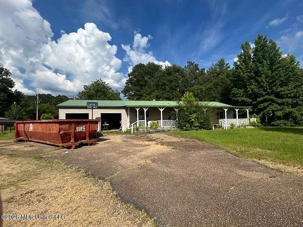1.5 Acres of Land with Home for Sale in Magee, Mississippi