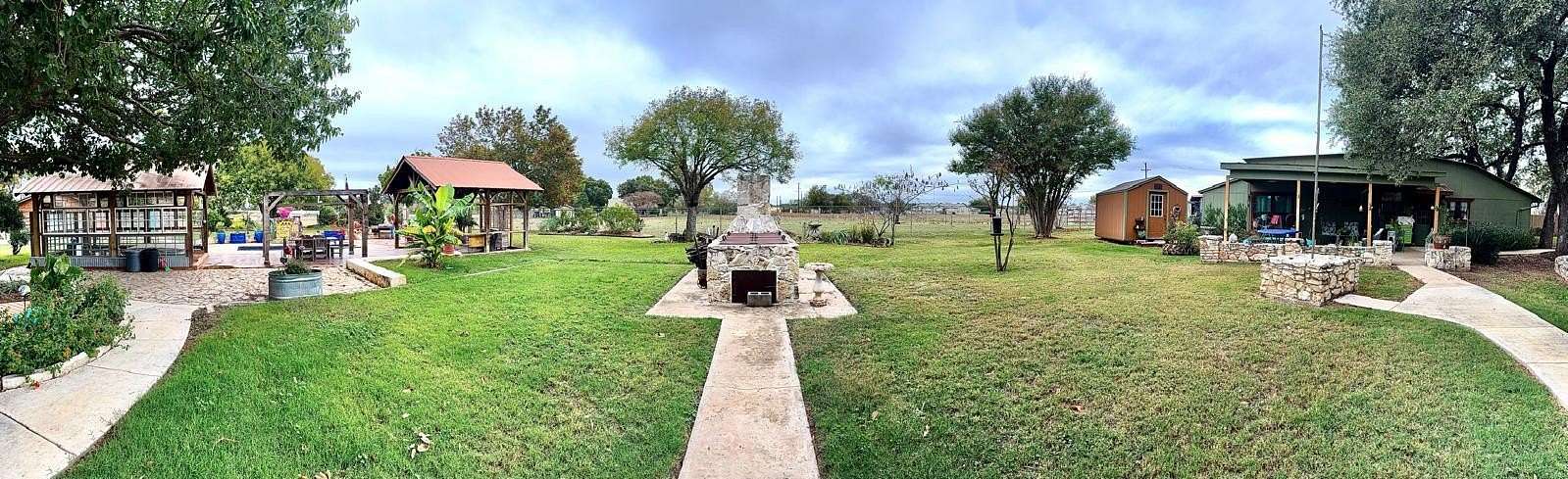 16 Acres of Improved Land for Sale in San Antonio, Texas