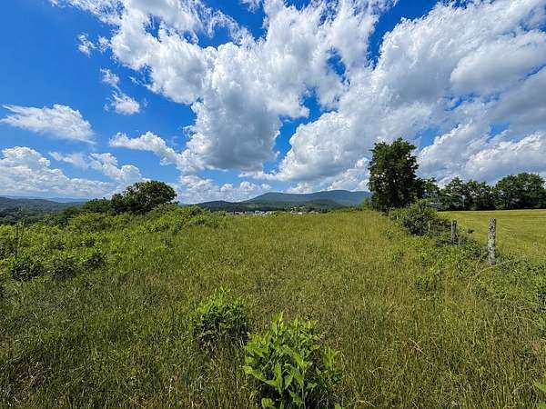 7 Acres of Residential Land for Sale in Pembroke, Virginia
